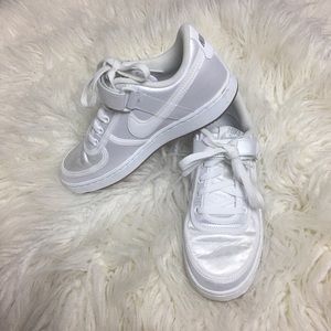 Vintage Nike Vandals Reflective White Easter Egg